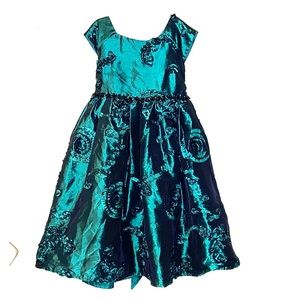cute green dress for the little Angel